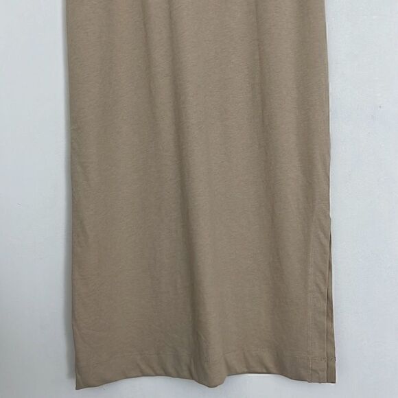 NWT Everlane The Long Weekend Black Tank Dress
Size XS - Picture 10 of 14